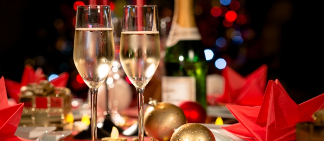 Champagnes et vins de fete.jpg